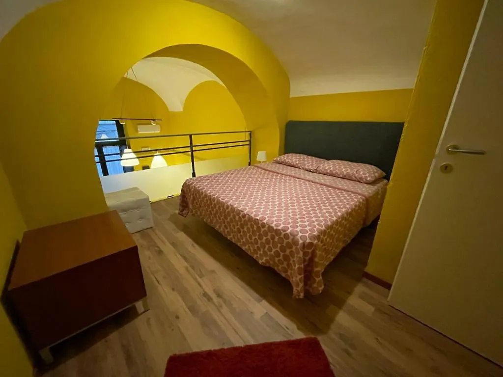 Verdi 49 Holiday Home 0*, Catania